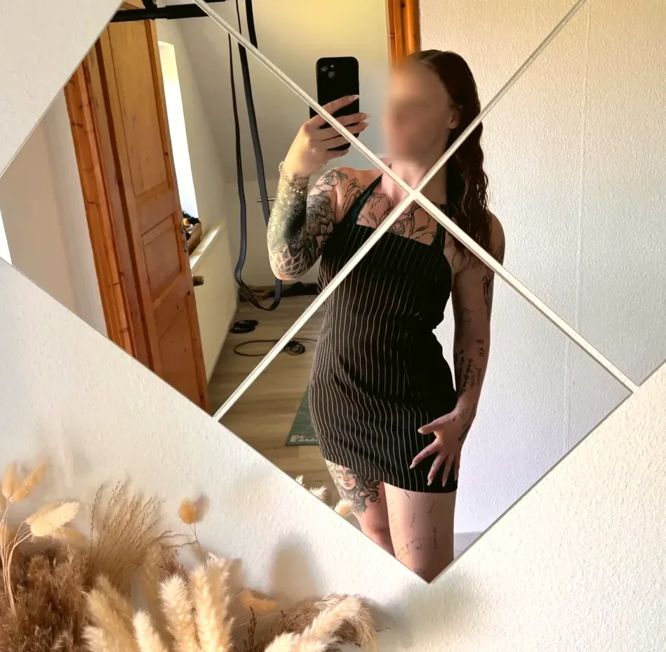Anouk, 28